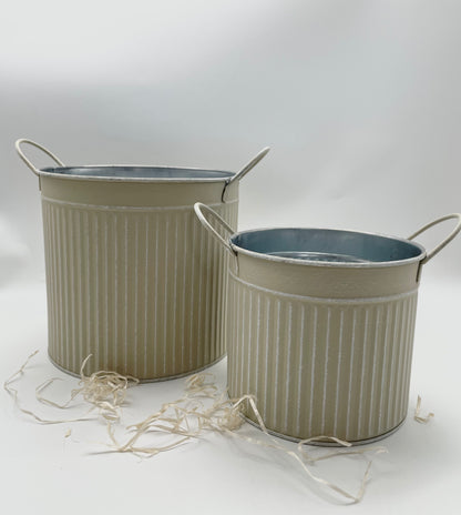 Zink-Übertopf in beige