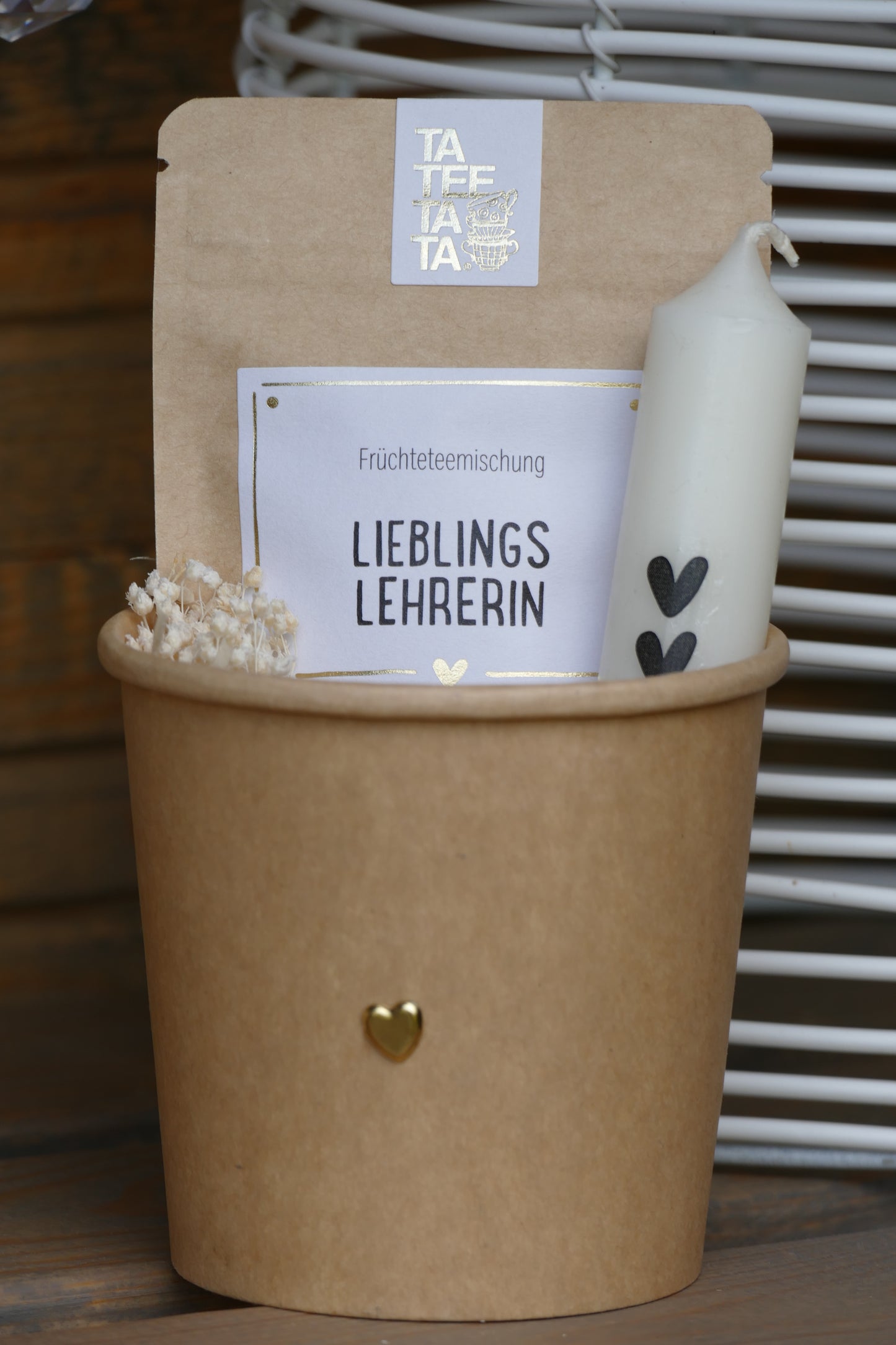 Geschenkkorb Lieblingserzieherin im Papierbecher