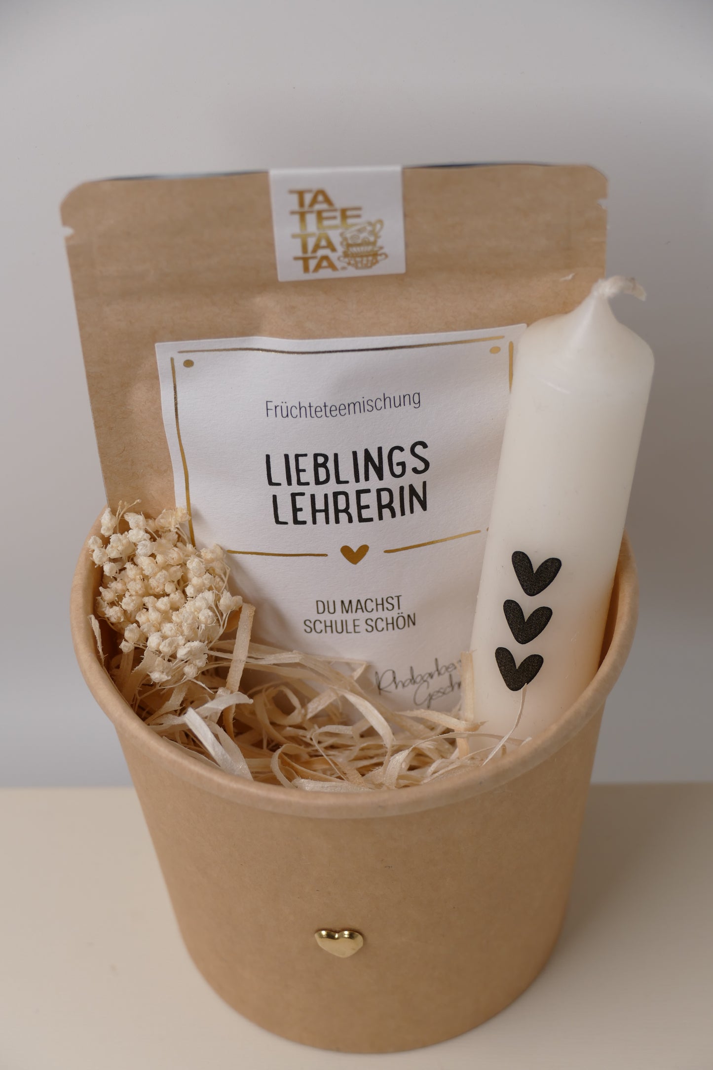 Geschenkkorb Lieblingserzieherin im Papierbecher