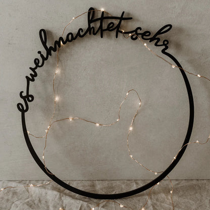 Eulenschnitt Holzkranz schwarz Es weihnachtet sehr