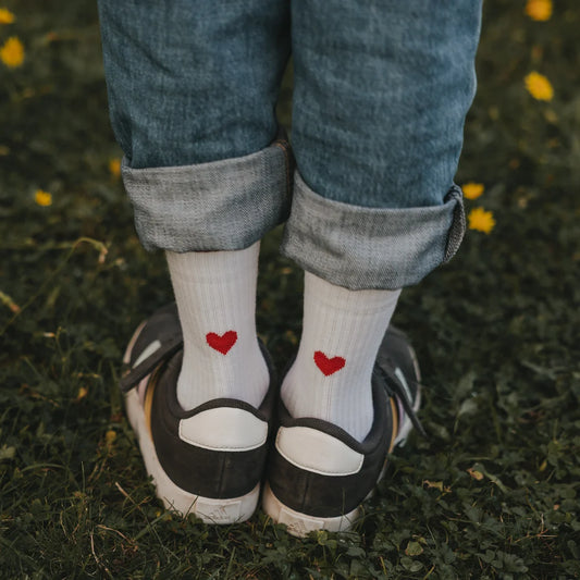Eulenschnitt Kindersocken weiß Herz rot